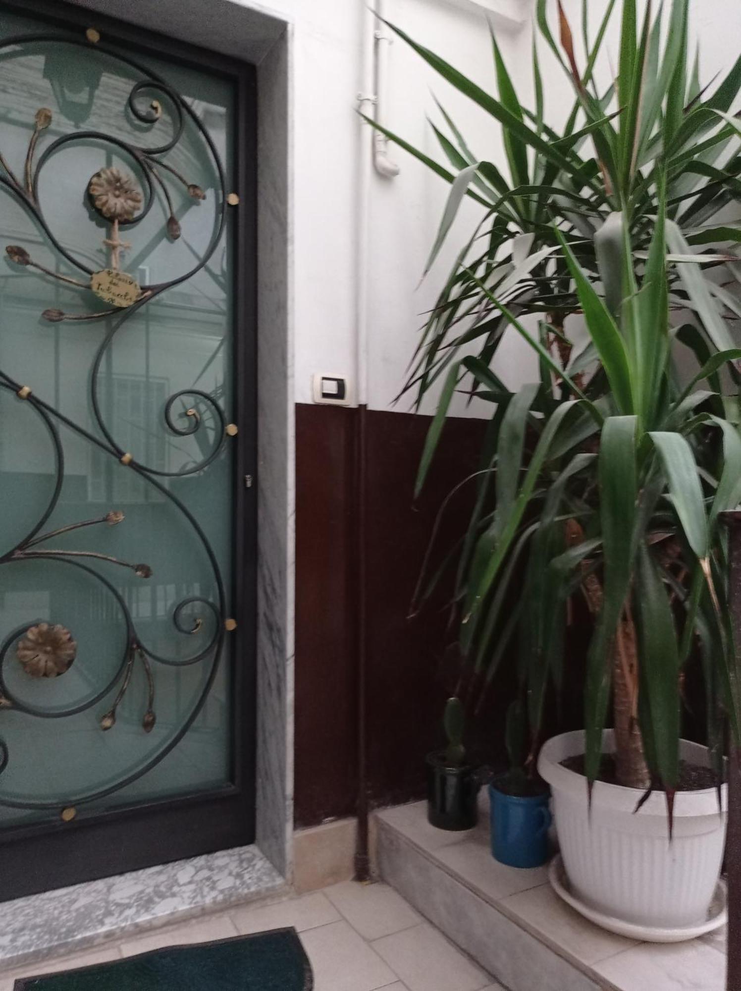Ferienwohnung Palazzo Dei Tabacchi Bari Exterior foto